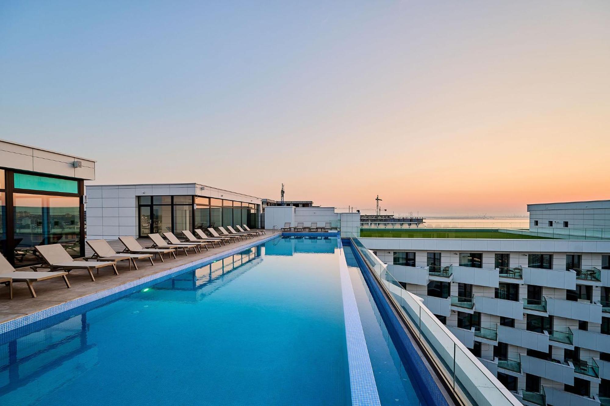 Mira Studio In Infinity Beach Resort - Parking Mamaia Εξωτερικό φωτογραφία