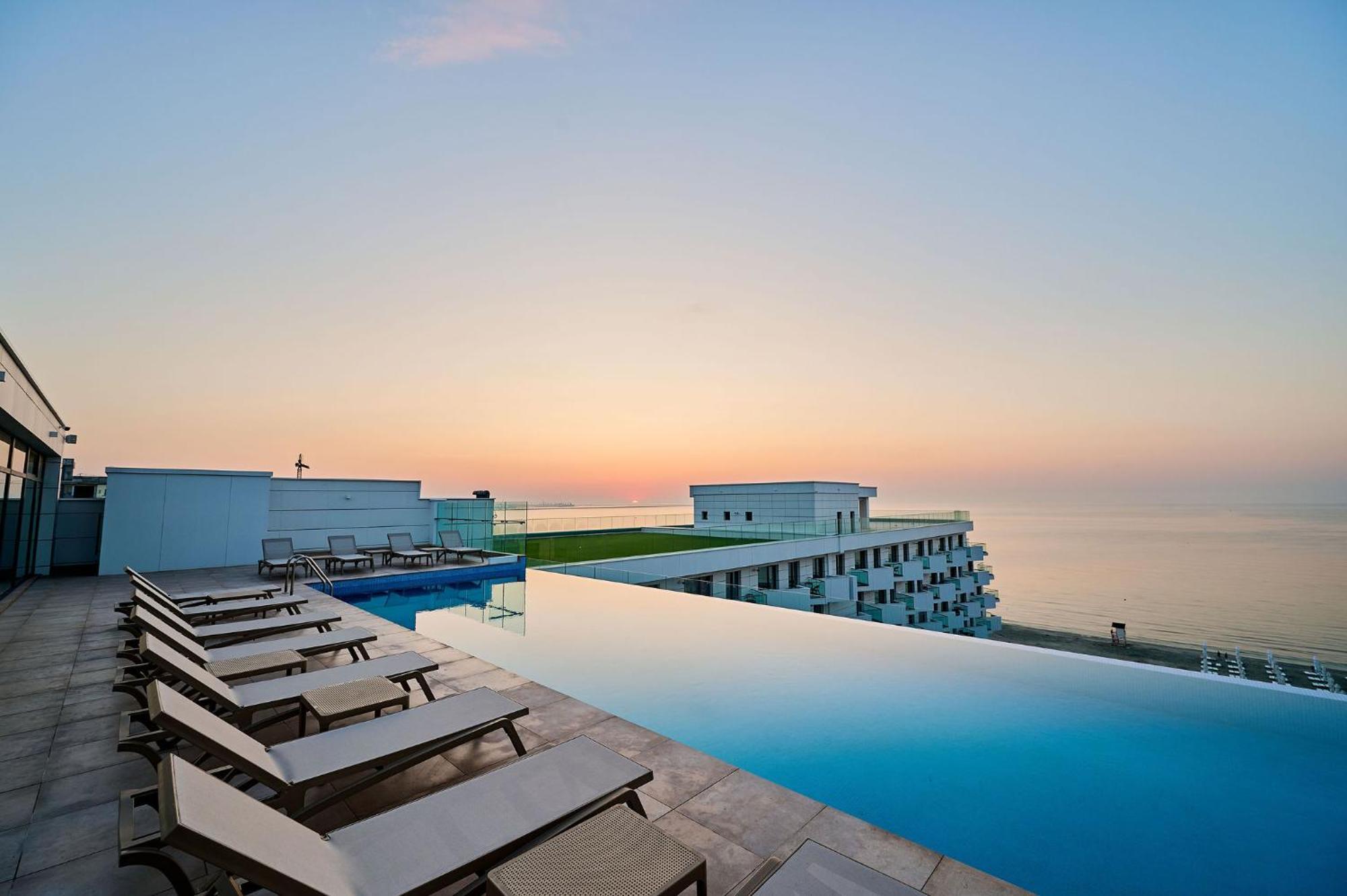 Mira Studio In Infinity Beach Resort - Parking Mamaia Εξωτερικό φωτογραφία