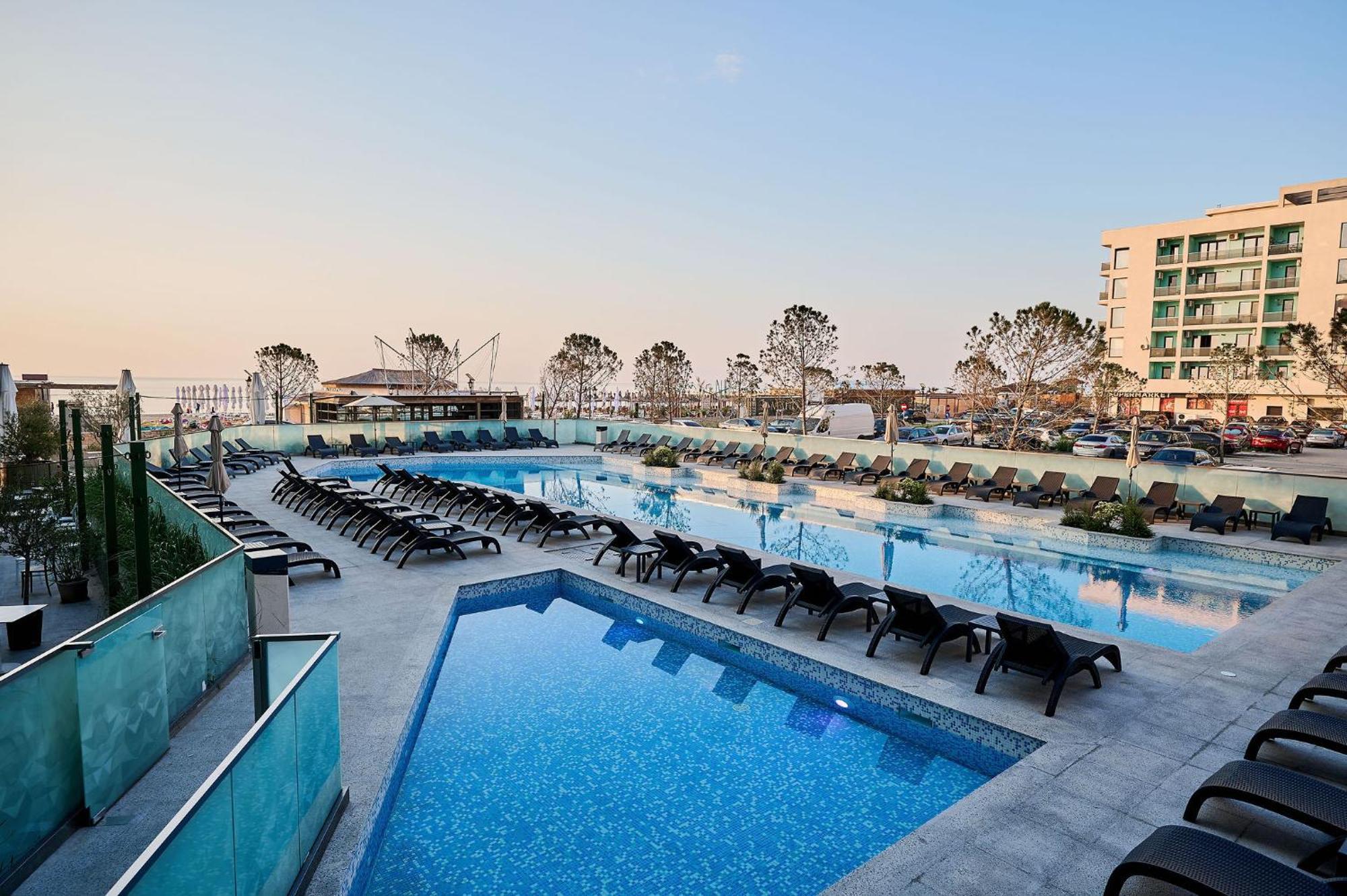Mira Studio In Infinity Beach Resort - Parking Mamaia Εξωτερικό φωτογραφία